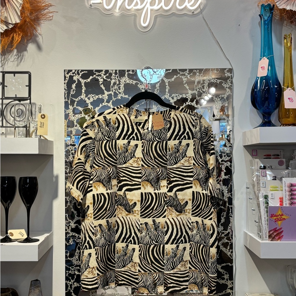 Vintage Zebra Print Short Sleeve Shirt
